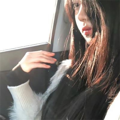 北极百货的秋乃小姐